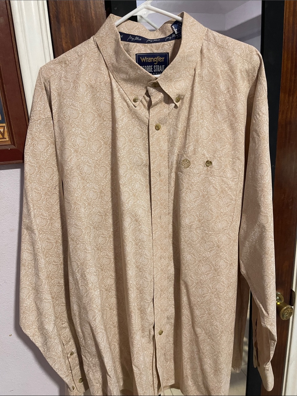 Wrangler Light Beige Paisley Button-Down Western Shirt